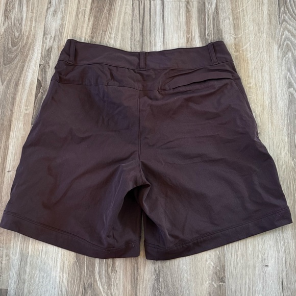 REI CO-OP Mountain Biking Shorts • size 4 - Picture 4 of 13